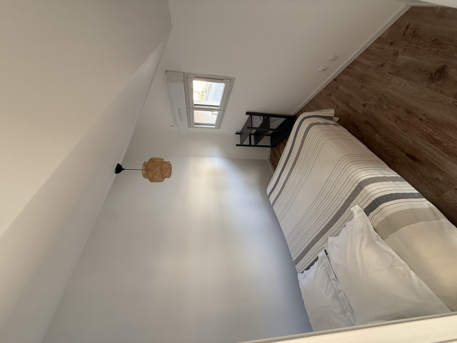 Chambre avec lit double
